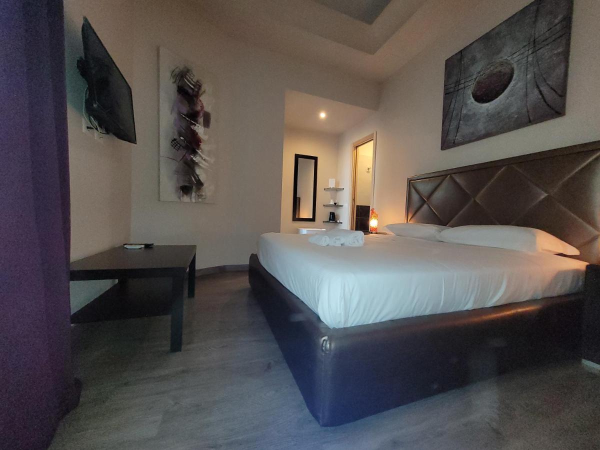 Romantic Dreams Sistina Guest House Bagian luar foto